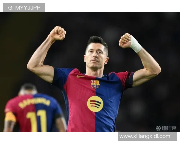 莱万在欧冠赛场大放异彩10场比赛打入12球领跑射手榜